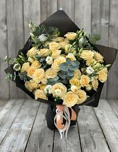 Букет цветов из:  Розы и Лизиантусы в Асекеево