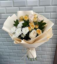 Букет цветов из:  Розы и Хризантемы в Асекеево