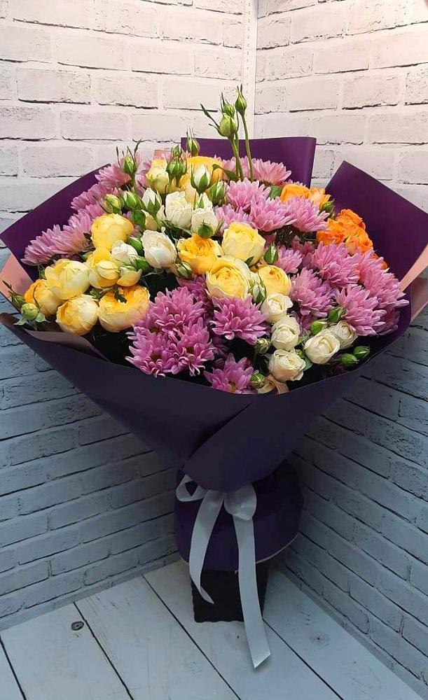 Букет цветов из: Хризантемы и Розы в Асекеево