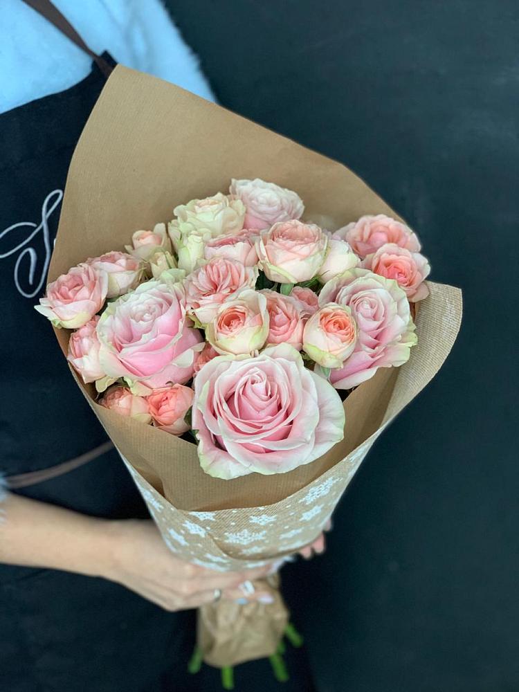 Букет цветов из: Хризантемы и Розы в Асекеево