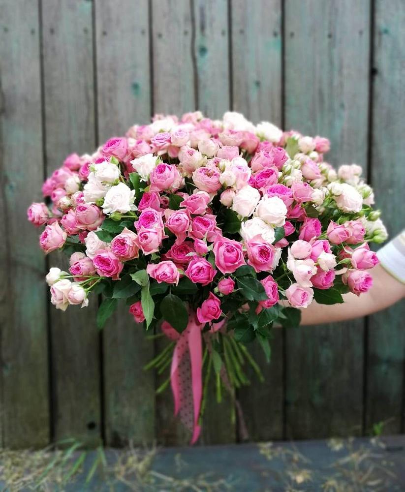 Букет Розовые кустовые розы Натали и Лав Лидия в Асекеево