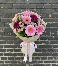 Букет цветов из:  Герберы и Хризантемы в Асекеево