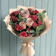Букет цветов из:  Гвоздики и Розы в Асекеево