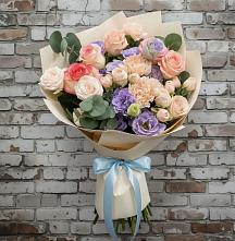 Букет цветов из:  Розы, Лизиантусы и Гвоздики в Асекеево